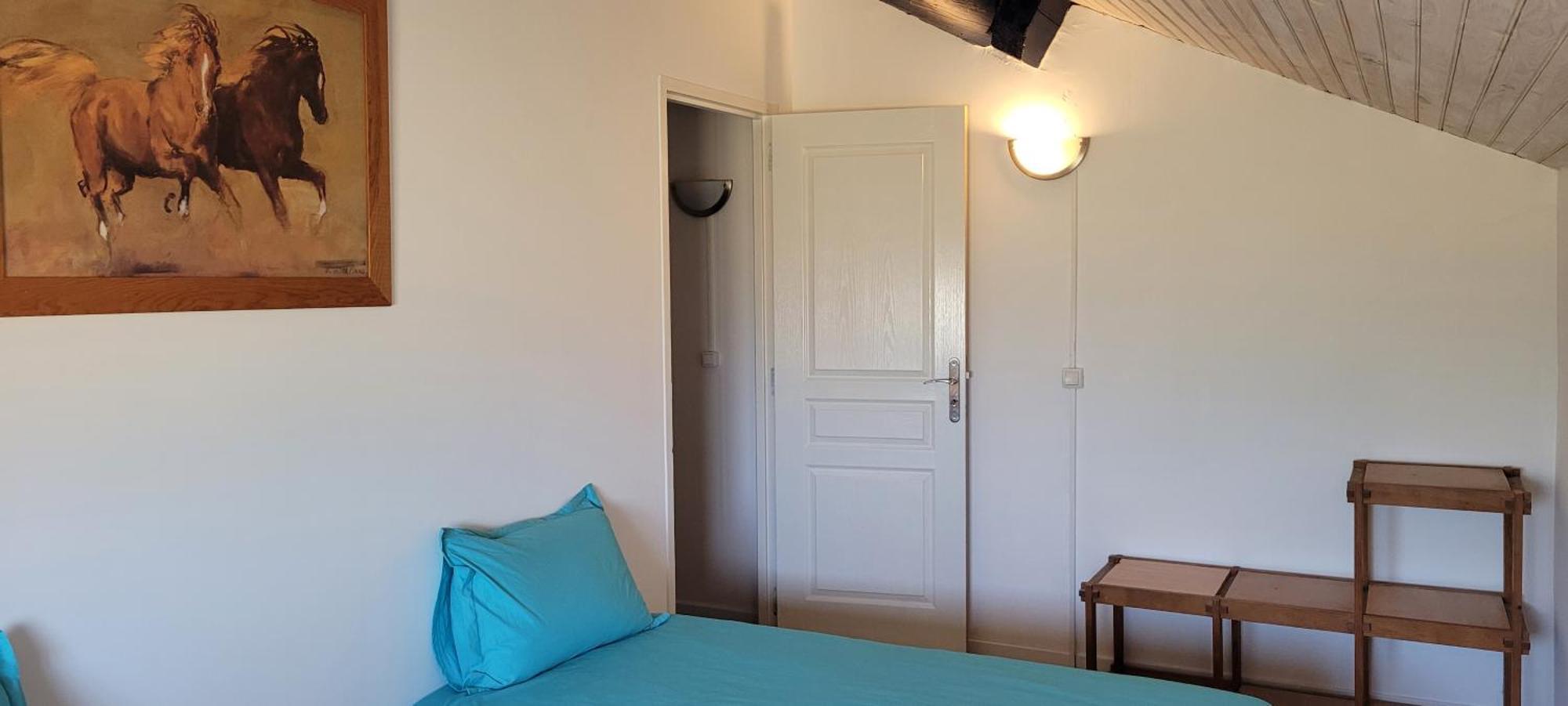 Petite Maison Refaite A Neuf Dans Mas Du 19Eme Siecle Arles Oda fotoğraf